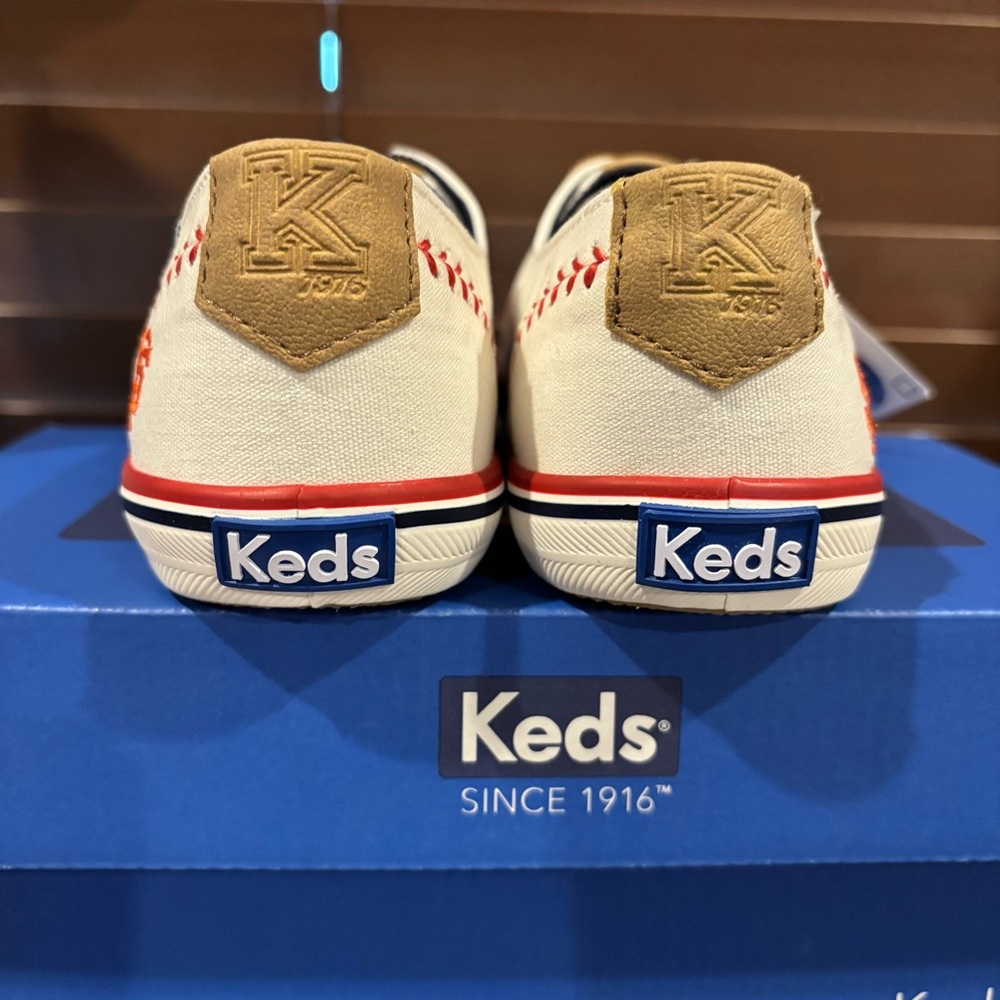 NWT Keds - San Francisco Giants Champion Canvas LaceUp Sneaker - Size 6 - Picture 8 of 12